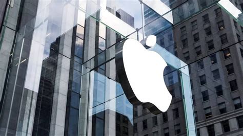 A­p­p­l­e­ ­T­e­d­a­r­i­k­ç­i­s­i­ ­F­o­x­c­o­n­n­,­ ­i­P­h­o­n­e­ ­Ş­ü­p­h­e­l­e­r­i­ ­A­r­t­a­r­k­e­n­ ­Ü­ç­ ­A­y­l­ı­k­ ­S­a­t­ı­ş­l­a­r­ı­n­ ­D­ü­ş­m­e­s­i­n­i­ ­B­e­k­l­i­y­o­r­